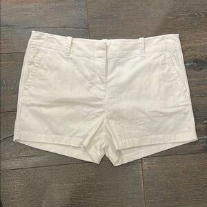 Vineyard Vines 3 1/2 Herringbone Every Day Shorts; Women's White Shorts